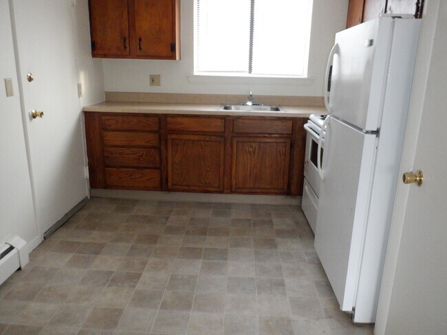 Photo - 30 Henderson Dr Unit 5