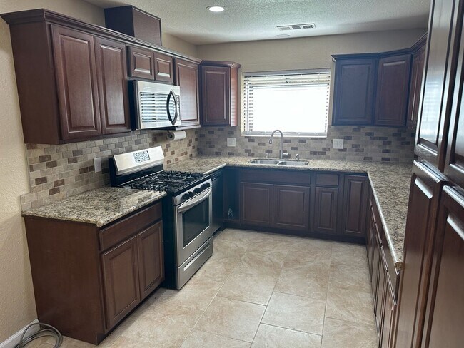 Photo - 1448 S Thomas St