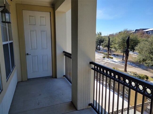 Photo - 7575 Kirby Dr Unit 1211