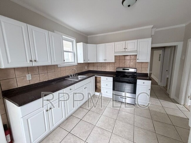 Photo - 106 N 16th St Unit 1