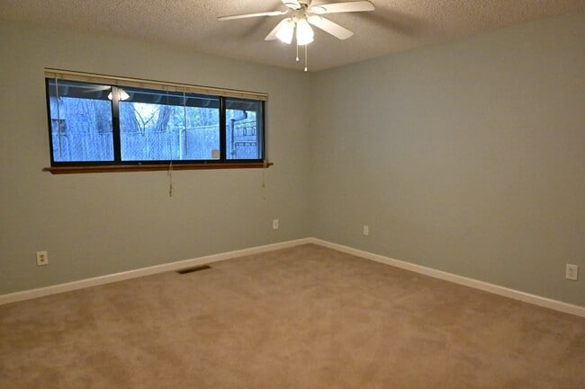 Photo - 2742 Romer Blvd