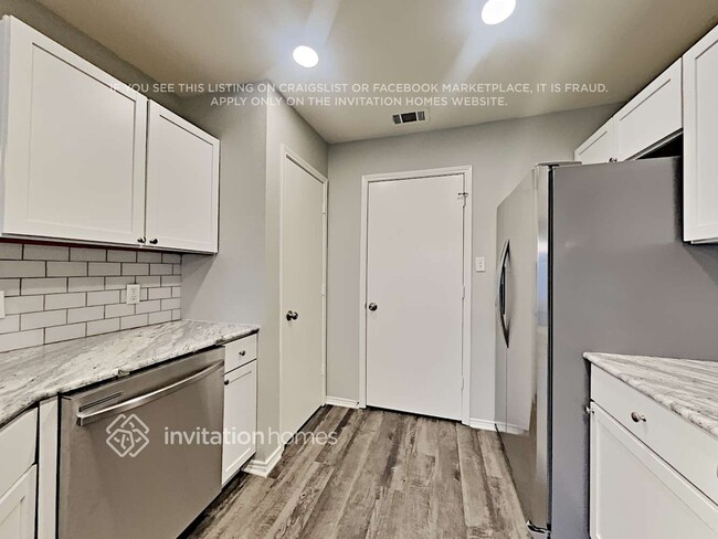 Photo - 3724 Periwinkle Dr