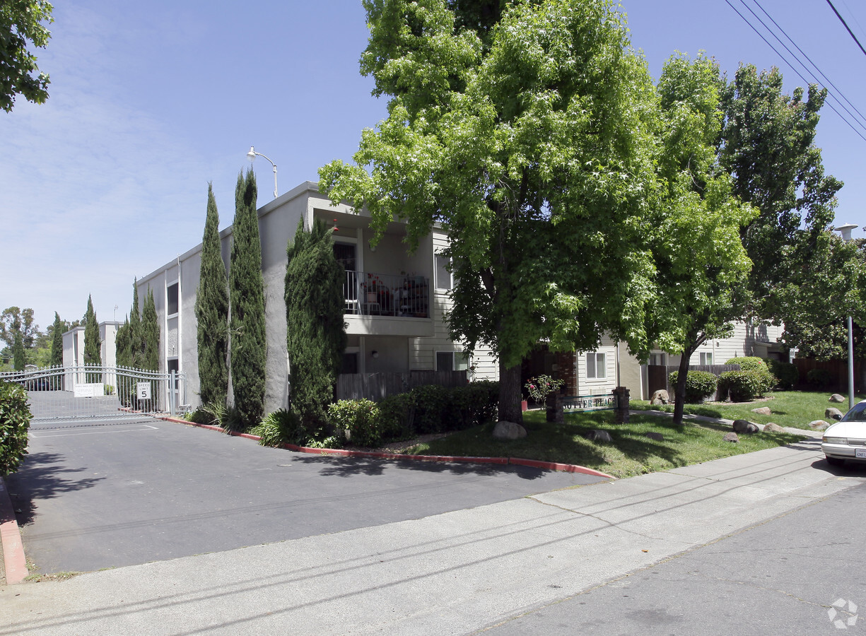 Photo - Sutter Place Apartments
