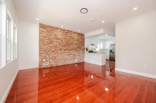 Photo - 10709 220th St Unidad 2