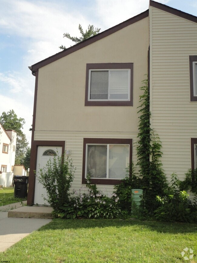 Building Photo - 2461 Arbor Ct Unit 21 Rental