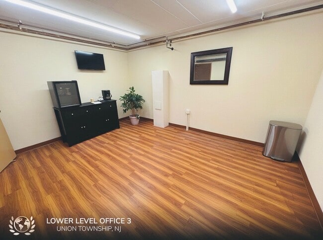 Photo - 301 Tucker Ave