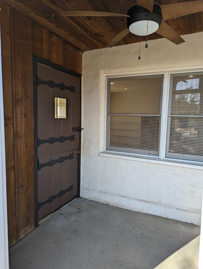 2221 Suncrest Blvd