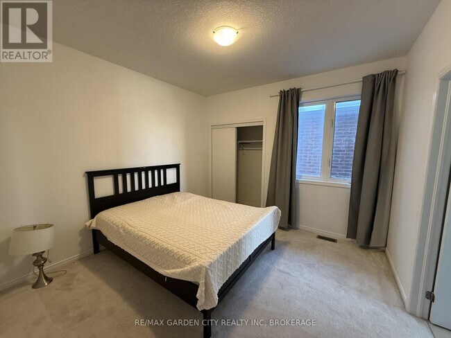 Photo - 7969 Buckeye Cres