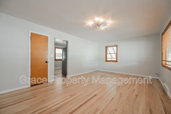 Photo - 2610 S Gaylord St