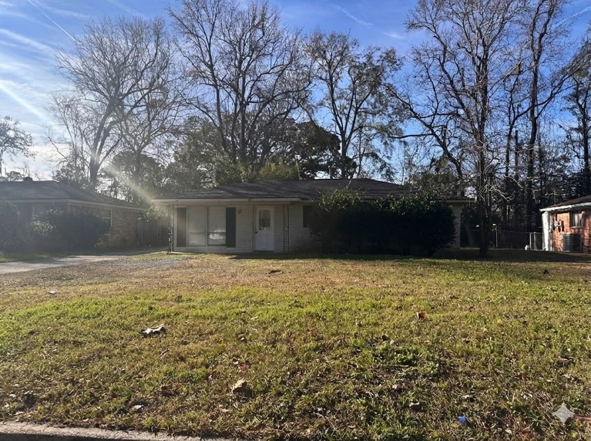 Photo - 107 E Fairmont Ave