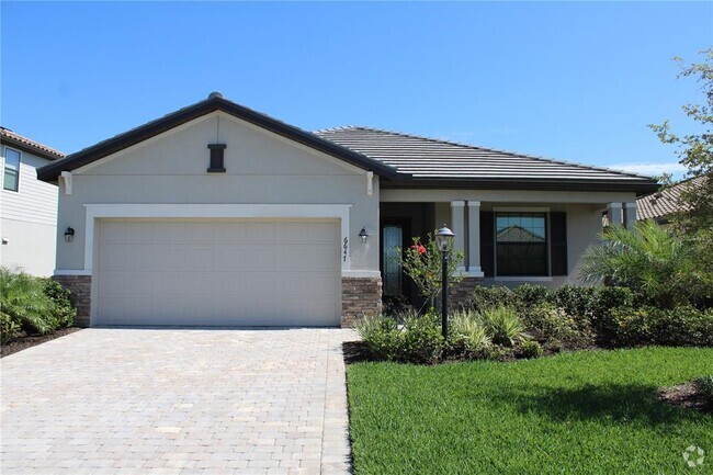 Building Photo - 6647 Clairborne Ln Rental