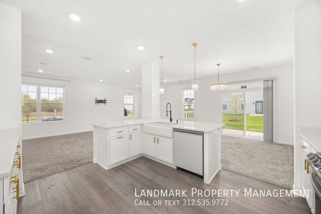 Photo - 16318 Wheatgrass St