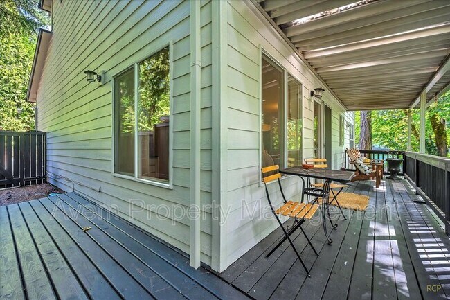 Photo - 14412 Sherbrook Pl