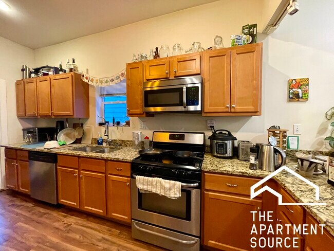 Photo - 1921 N Francisco Ave Unidad 1