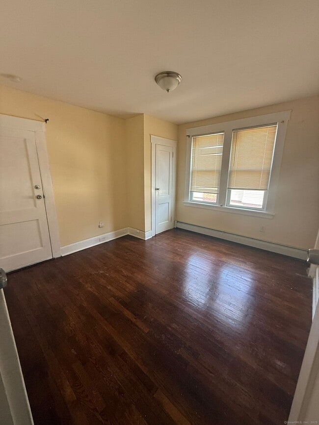 Photo - 141 Herkimer St Unit 2