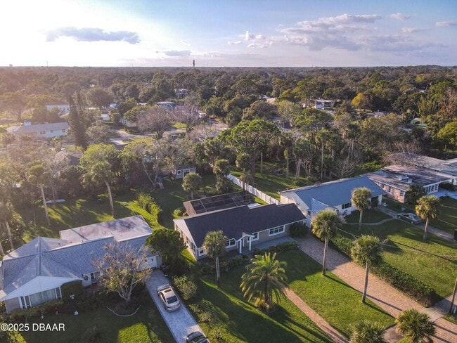 Photo - 762 S Beach St