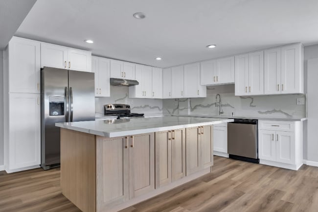 Building Photo - 3424 Andover St