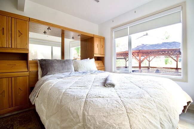 Photo - 268 Kincora Hts NW Unit NW Walkout Basement Suite