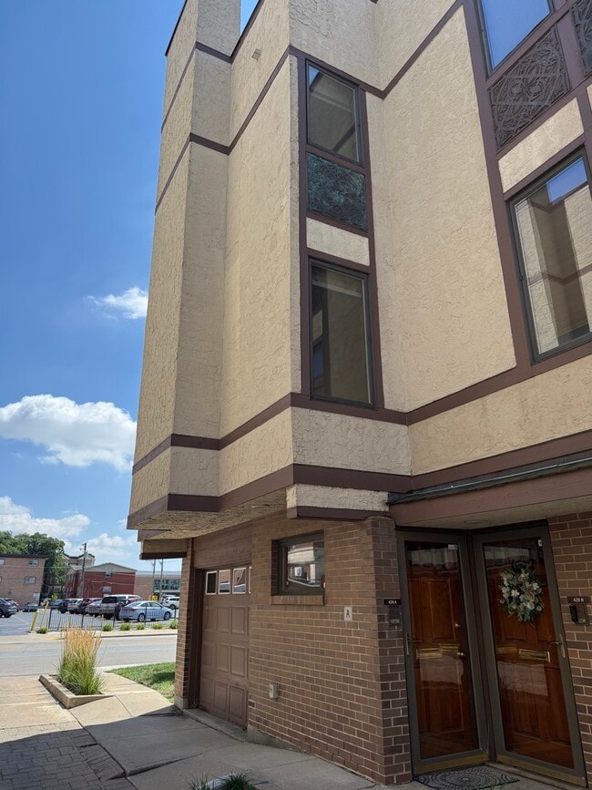 Photo - 429 S Oak Park Ave