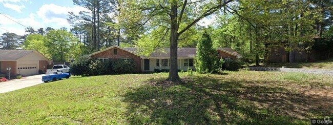 Building Photo - 1901 Briarcliff Rd Rental