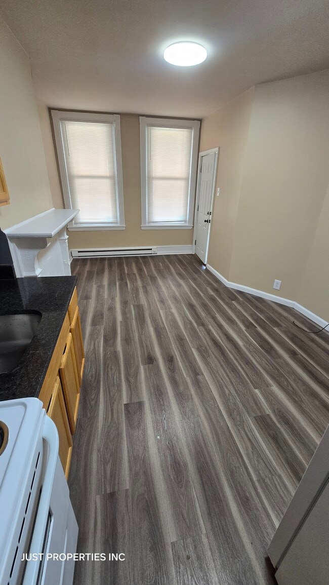 Photo - 2436 N 30th St Unit 2436 N 30th St   #1