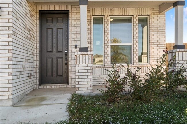 Photo - 18501 Spotted Eagle Ln