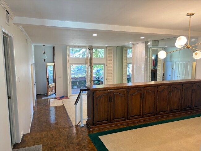 914 Palo Verde Ave Unit 914 Palo Verde