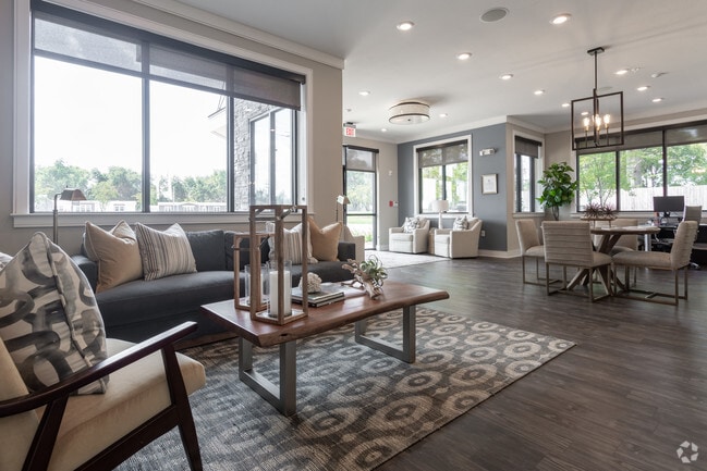 Leasing Office