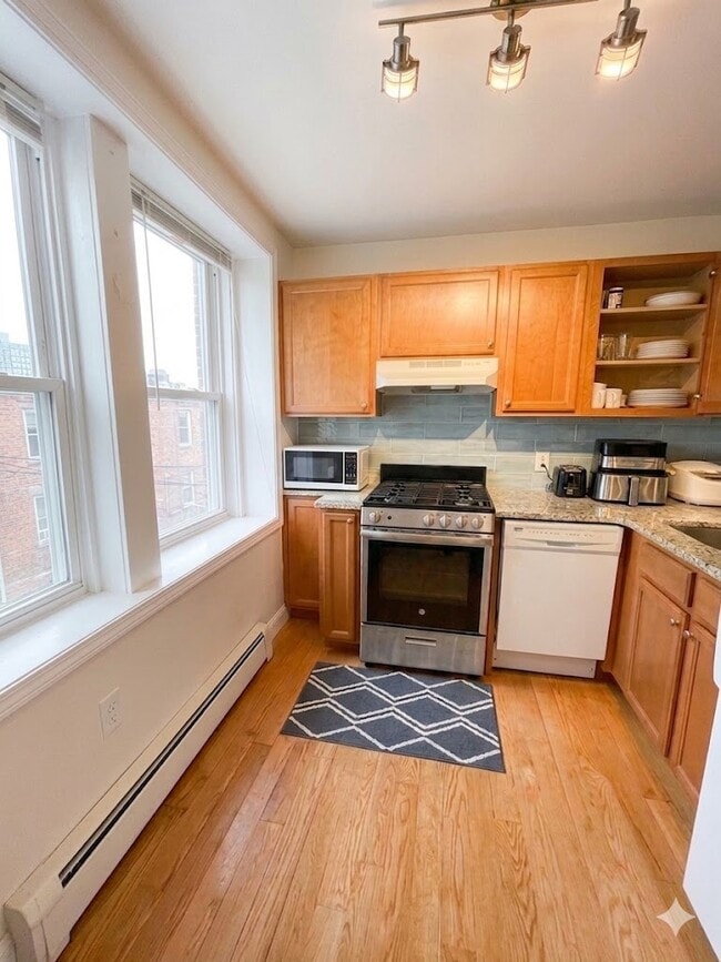 Photo - 1054 Cambridge St Unit 4F