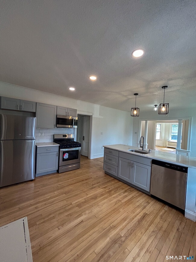 69 Kimball Dr Unit 2