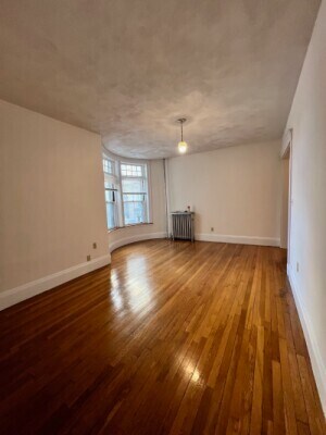 Photo - 1677 Beacon St Unidad #2