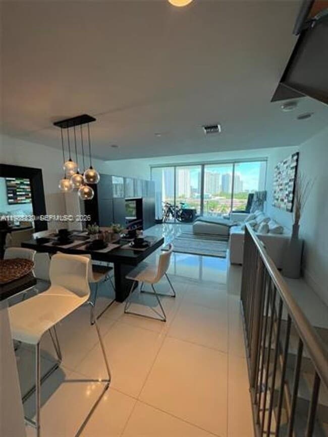 Photo - 2950 NE 188th St Unit 2950 NE 188th St # 543