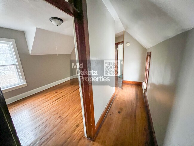 Photo - 735 S Wisconsin St Unit 2-second floor