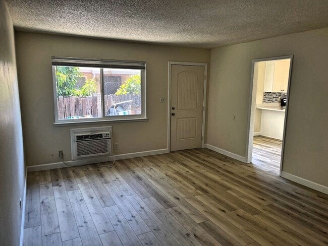 Photo - Remodeled 2 Bedroom Duplex w/ 1 Car Garage *Star Rentals