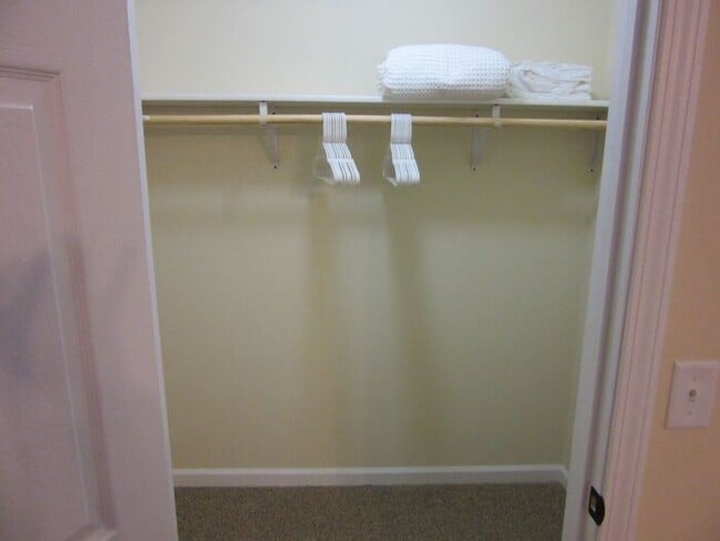 Photo - 2 Bedroom Upper Unit Pets Welcome!!