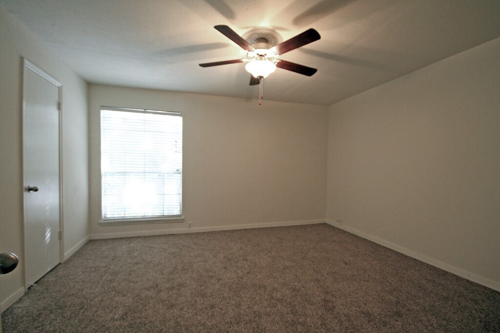 Photo - 600 Heights Blvd Apartamento Unidad 26
