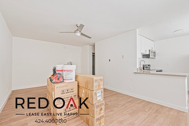 Photo - 980 Menlo Ave Unidad 104