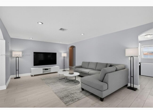 Photo - 217 SE 5th St