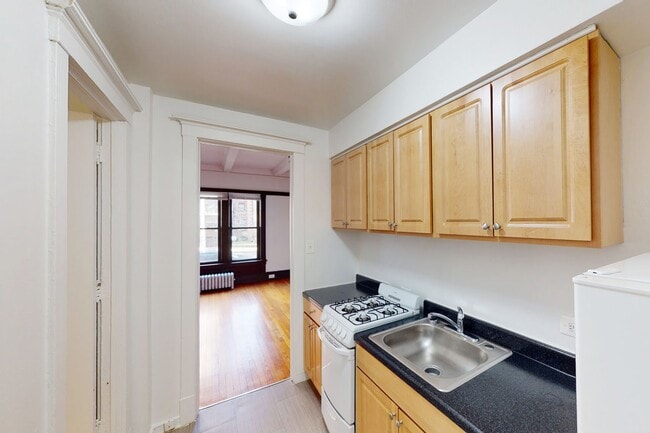 Photo - 5474-5480 S. Hyde Park Boulevard