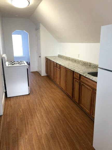 Photo - 645 Somerville St