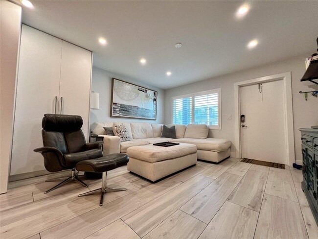 Photo - 2115 NE 37th Dr Unit 121