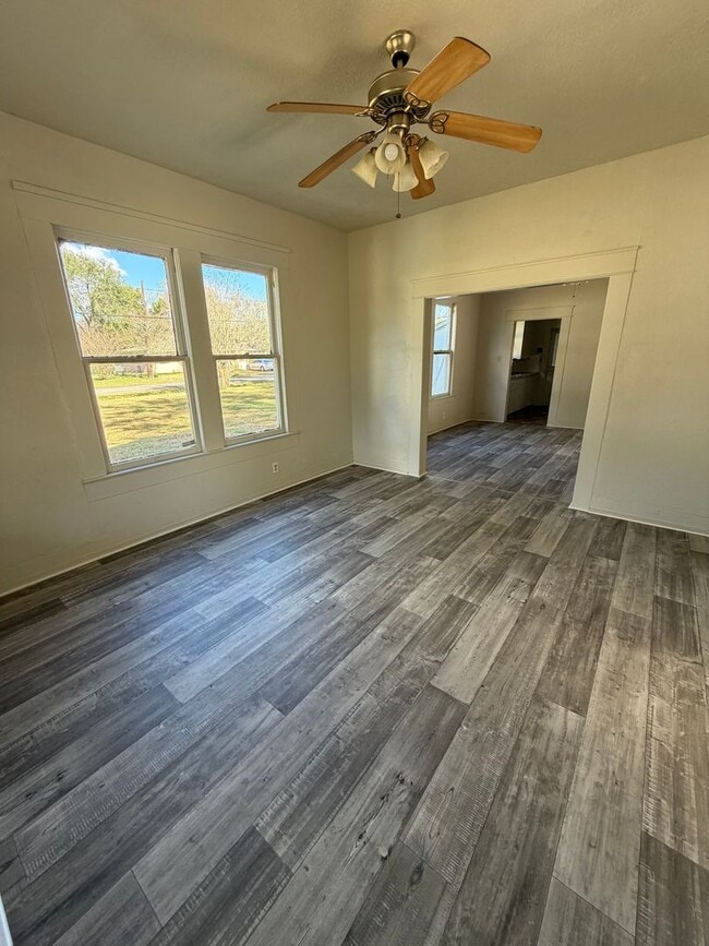 Photo - 4305 Fonville Ave