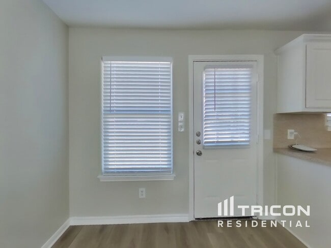 Photo - 16295 Hidden Deer Ln