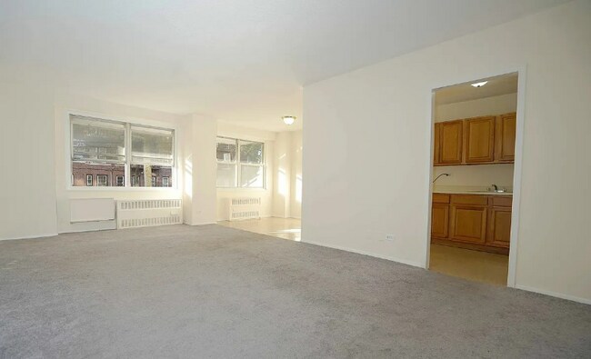 Photo - 2550 Olinville Ave