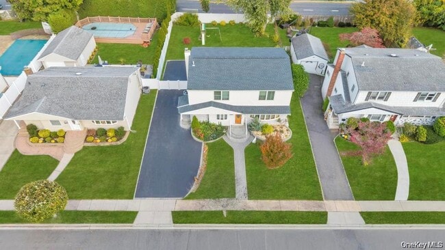 Photo - 59 Andover Ln