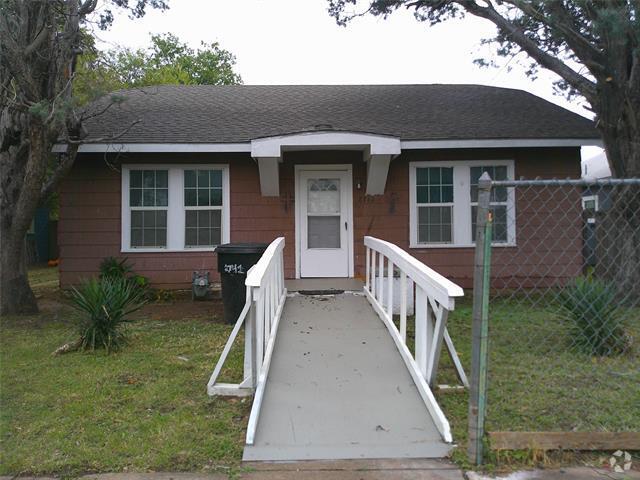 Building Photo - 2741 S 12th St Rental