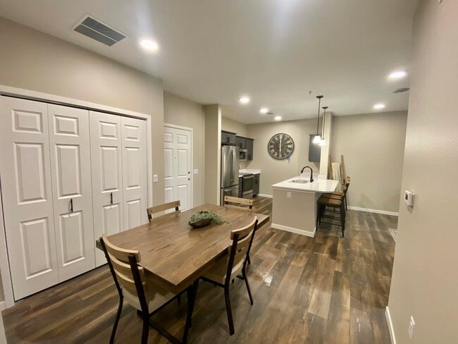Loras Estates
