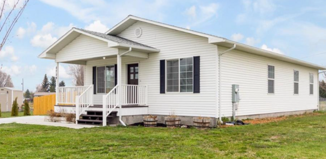4 bed 2 bath Home in Idaho Falls - 4 bed 2 bath Home in Idaho Falls