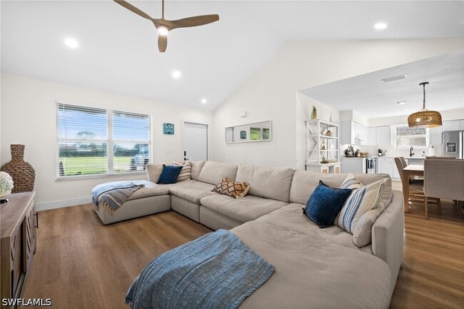 Photo - 738 95th Ave N