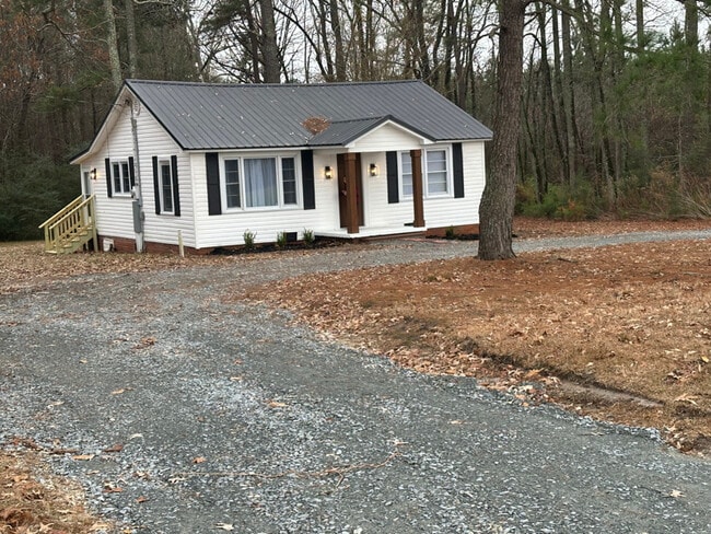 Photo - 5167 McLean Chapel Church Rd